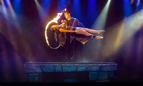 Beyond Reality: Canadian Magicians Thrill Audiences at Niagara Falls